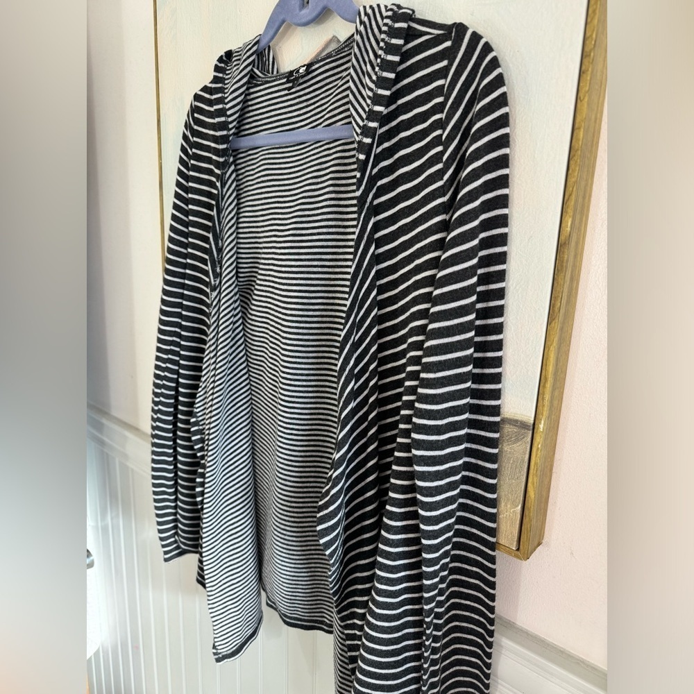 CABLE & GAUGE Striped Hooded Open Cardigan Thumb Holes Gray Size Small - Picture 7 of 8